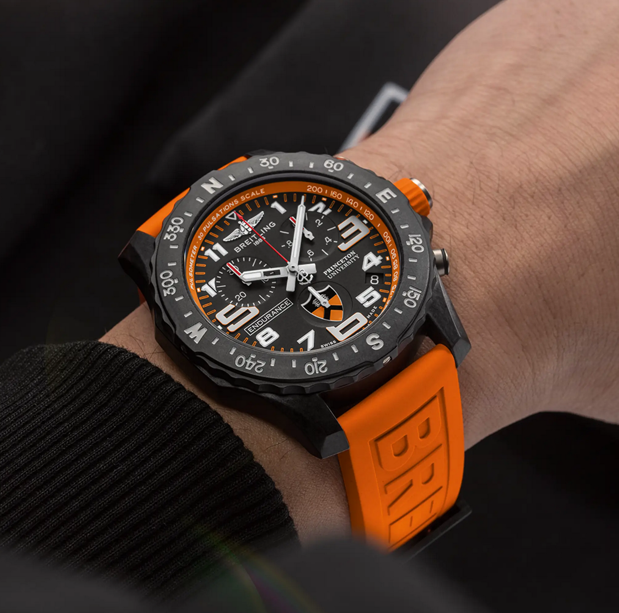 Breitling Endurance Pro X82310 44 mm Orange